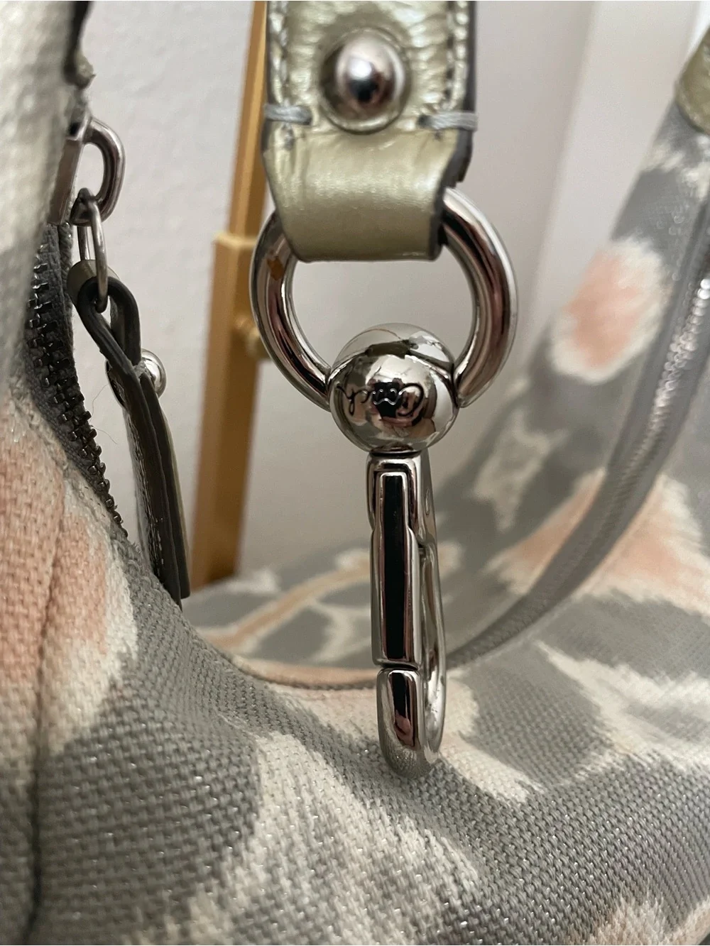 Coach Poppy Ikat Print Canvas Hobo Shoulder Bag Style 16926 Gray Blush